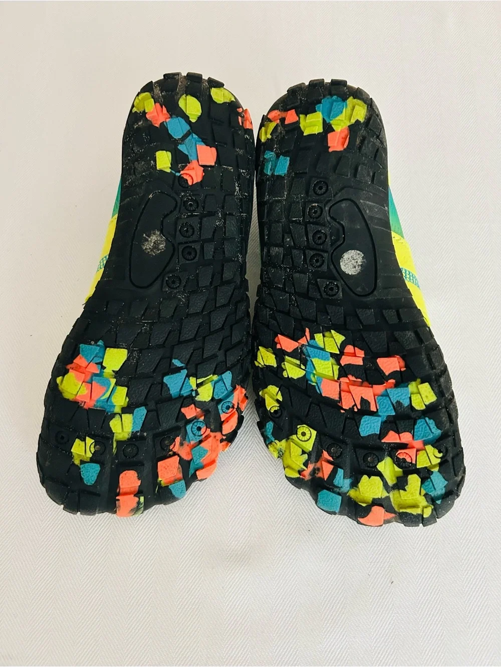 UBFEN Big Kids Water Shoes Aqua Socks Barefoot Beach Sports Swim Pool Quick Dry
